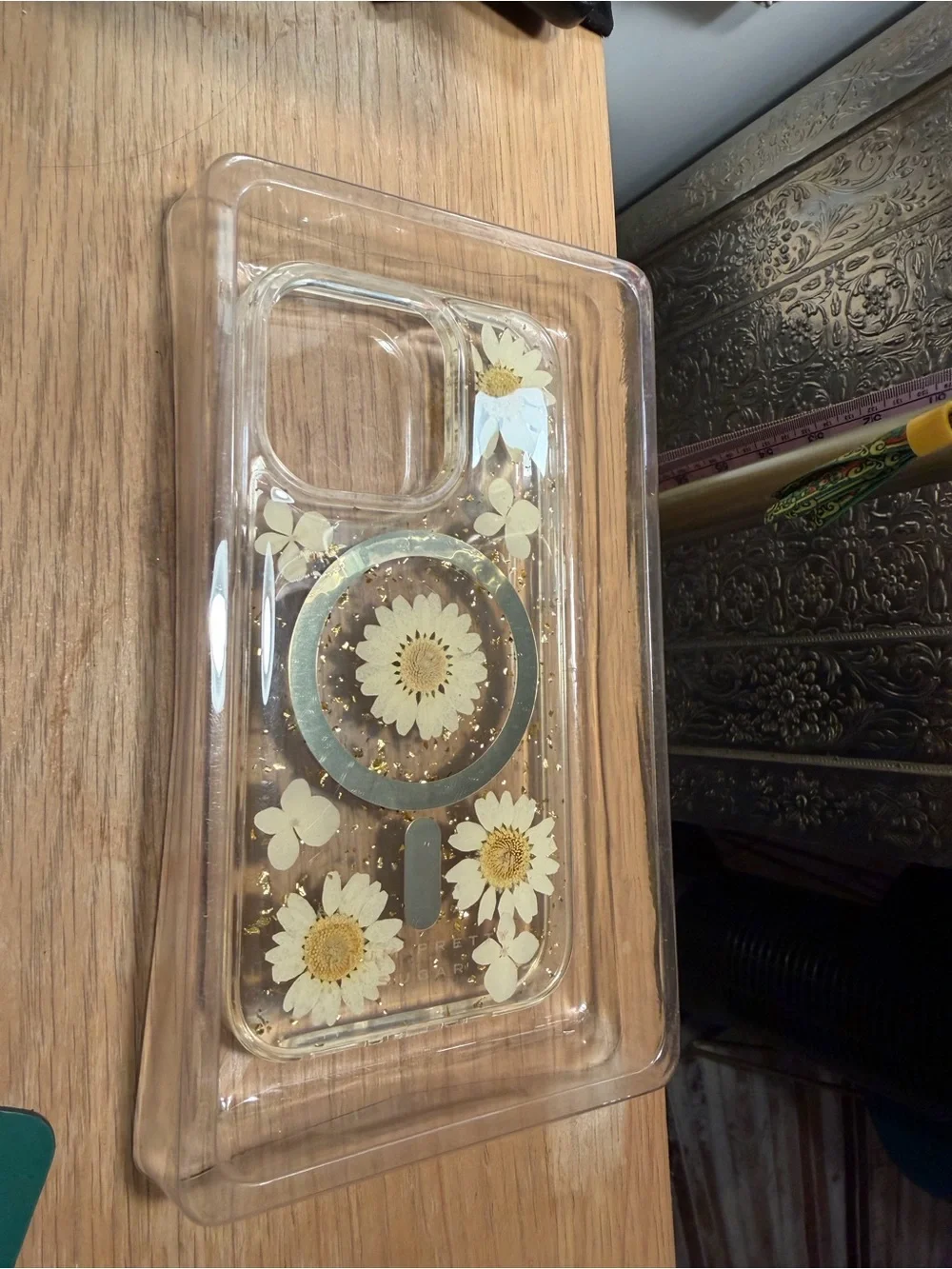 Clear Floral iPhone 14 Case with Gold MagSafe Accent - White Daisy Design